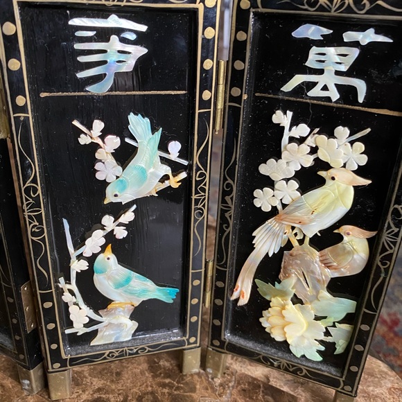 Vintage Small Oriental Black Lacquer screen - Picture 4 of 4